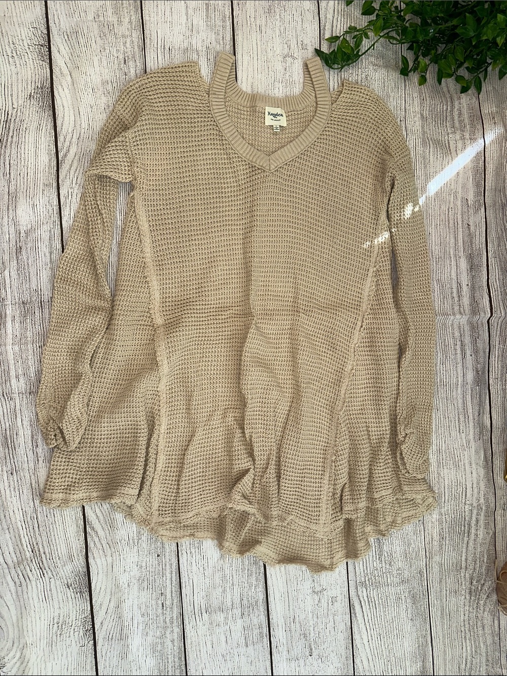 Hayden Women's Beige V‑Neck Waffle Knit Sweater